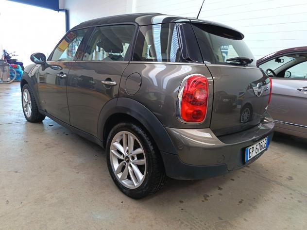 Mini Cooper Countryman 1.6 D ALL4/ COMMERCIANTI o export - Foto 7