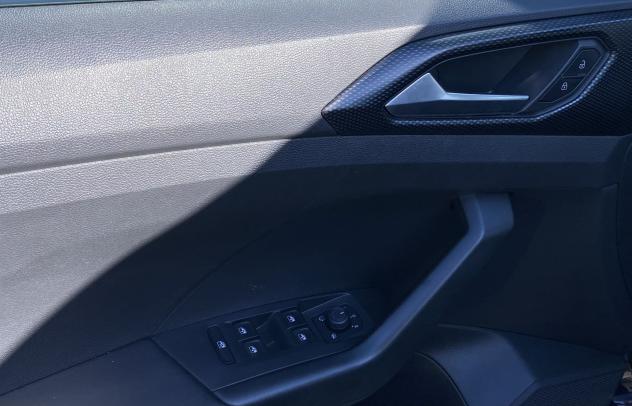 Volkswagen T-Cross Style 1.0 TSI 110 CV DSG - Foto 9