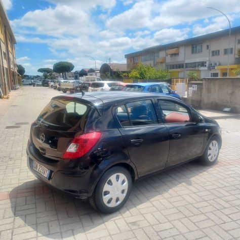 111.978KM CORSA 1.2 NEOPATENTATI BUONO STATO - Foto 2