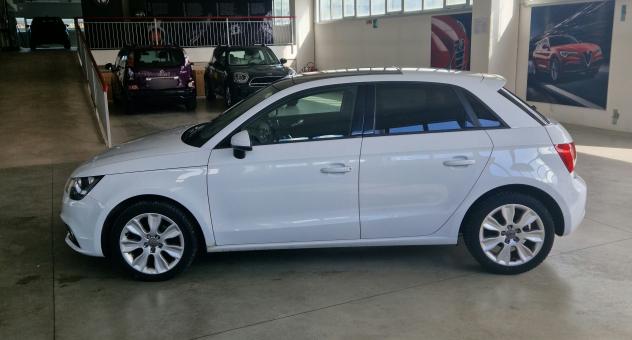 Audi A1 A1 Sportback 1.6 tdi Ambition 90cv - Foto 3