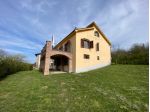 Villa in vendita a Serravalle Langhe