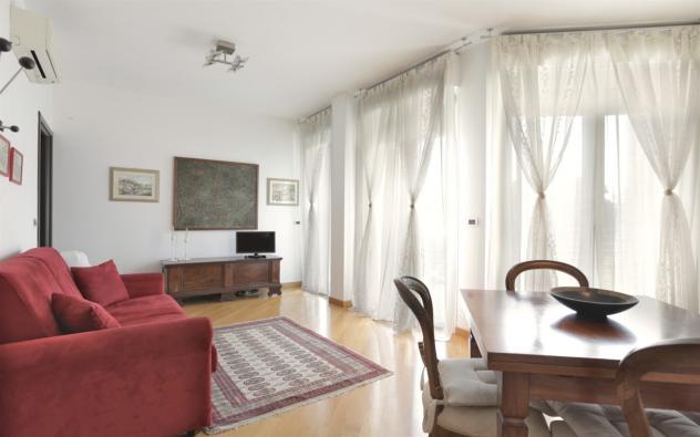 Ampio bilocale con grande balcone - Foto 6
