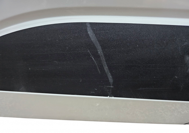 PORTIERA POSTERIORE DESTRA DACIA Sandero Serie 821126371R (21) - Foto 9