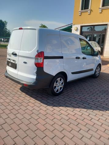 Ford Transit Courier 1.5 TDCi 75CV Van Trend - Foto 7