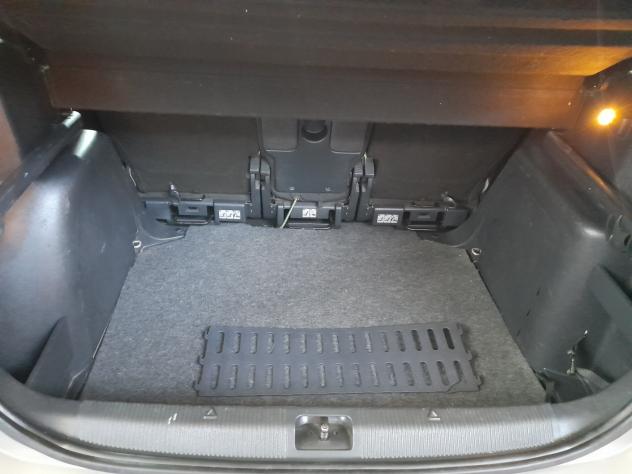 Skoda Yeti 1.6 TDI CR 105CV Ambition DSG GreenTec - Foto 7