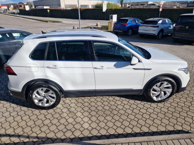 Volkswagen Tiguan Tiguan 2.0 TDI 150 CV SCR DSG Elegance - Foto 4