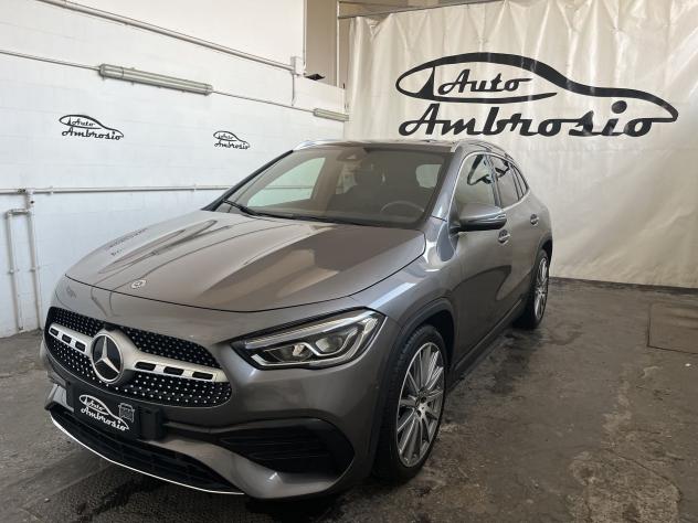 Mercedes-Benz GLA GLA 200 d Premium AMG tua da 379,00 al mese
