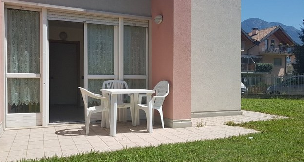 stanza singola in appartamento con giardino per ragazza - Foto 2