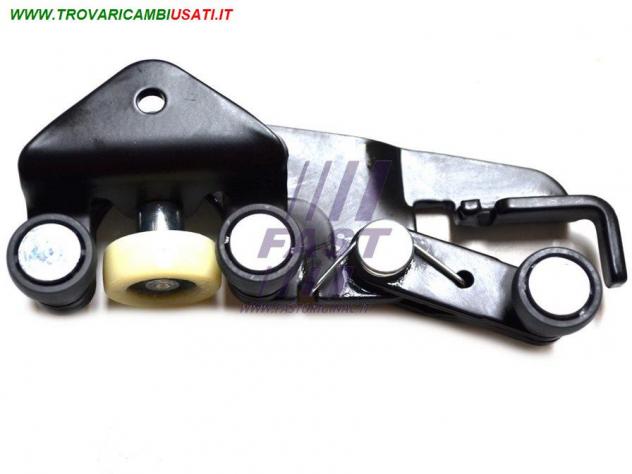 GUIDA PORTA FIAT DOBLO 00 LATERALE INF CARRELLO FT95570 FIAT - DOBLO CARGO - 2000 2005