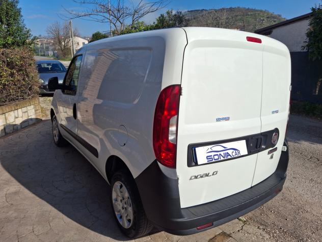 Fiat Doblo Dobl1.3 MJT PC-TN Cargo Lamierato SX - Foto 5