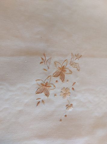 Pregiatissima e bellissima coperta matrimoniale in purissimo lino inserti fatti - Foto 7