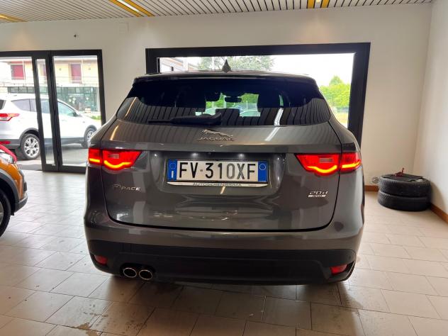 Jaguar E-Pace 2.0D 180 CV AWD - Foto 5