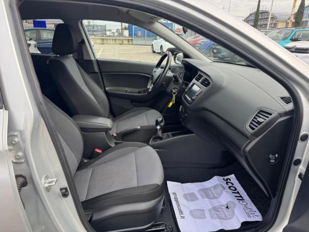 Hyundai i20 II 2018 1.2 mpi Connectline 75cv 5p - Foto 10