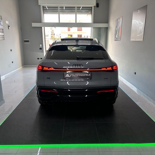 Audi Q5 Sportback 40 TDI S Line Edition Carbon Look Identity Black Full Optional - Foto 5