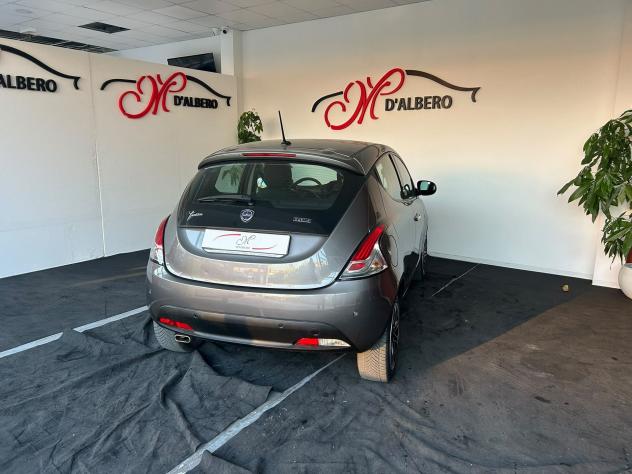 Lancia Ypsilon 1.0 FireFly 70cv Hybrid Gold - Foto 8