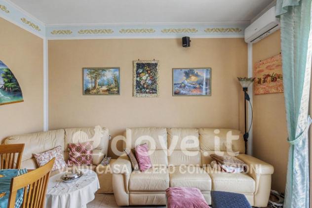 Appartamento di 100 m² con 3 locali e box auto in vendita a Novara - Foto 3