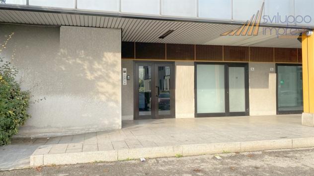 UFFICIO CON BOX AUTO IN VENDITA A VIMERCATE - Foto 7