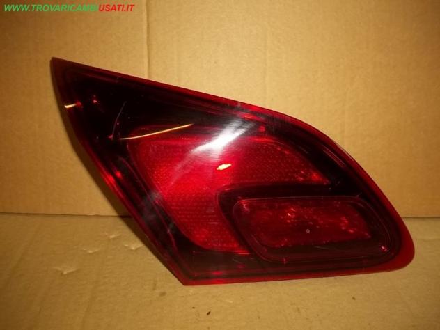 FANALE POST. PARTE INT. S. OPEL ASTRA (P10) 5p  Parti elettriche  Fanaleria  Fanali  Fanale post. sx. OPEL - ASTRA J - 01-02-2010 - 01-08-2012