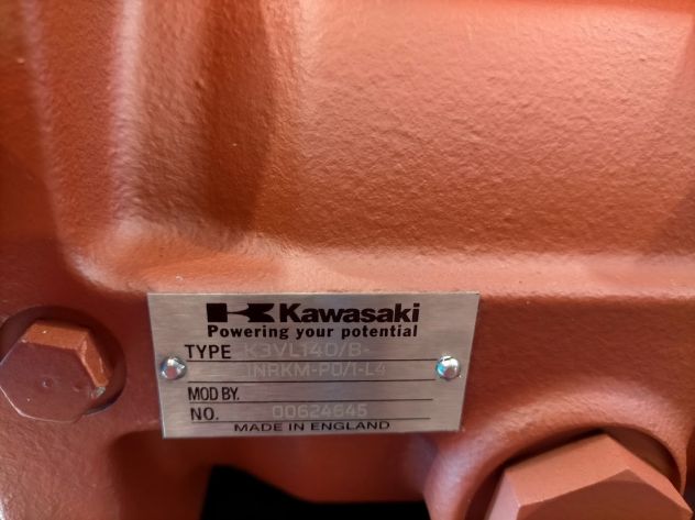 Pompa Kawasaki K3VL140 per trituratore - Foto 5