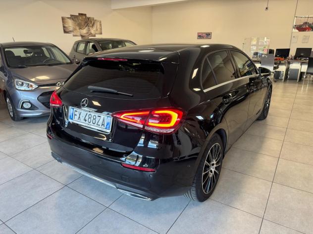 Mercedes-benz A 180 116CV AUTOMATIC SPORT 2019 - Foto 4