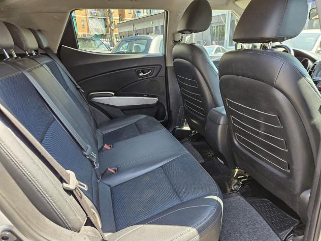 SsangYong Tivoli 1.6 D 114cv AWD GANCIO TRAINO - Foto 10