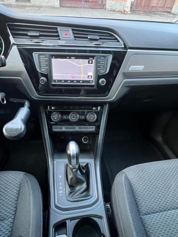 VOLKWAGEN TOURAN 7 POSTI CAMBIO AUTOMATICO CON COMANDI PER DISABILI - Foto 9