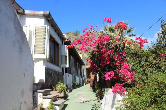 Lipari, Isole Eolie,rif. 961, Vendesi villa indipendente con ingresso privato