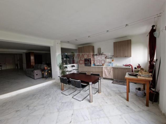 Semindipendente di ampia metratura con giardino privato e garage - Foto 19