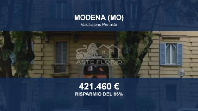 Immobile in asta di 183 m² con più di 5 locali in vendita a Modena