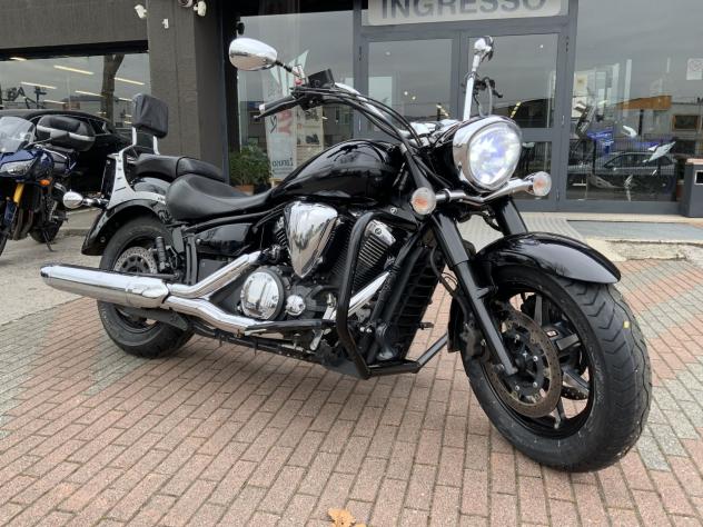 Yamaha XVS 1300A null
