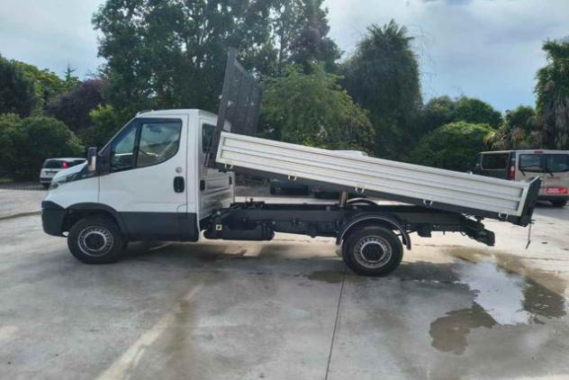 IVECO DAILY 35S 11 2.3 HPI RIBALTABILE TRILATERALE rif. 23720046 - Foto 6