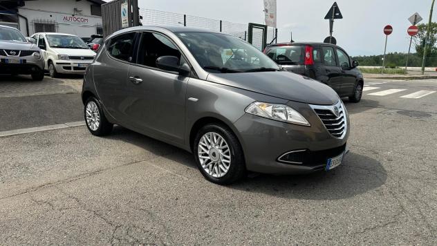 Lancia Ypsilon 1.2 69 CV 5 porte GPL Ecochic Gold - Foto 4