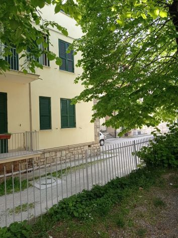 Trilocale 3 piano .Cantina - Posto auto - parco chiuso ascensore - Foto 8