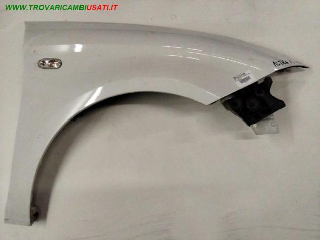 PARAFANGO ANT. DX  BIANCO 999-U1310394 Carrozzeria  Lamierati esterni  Fiancate  Parafango ant. SEAT - ALTEA XL - 01-10-2006 - 01-04-2009