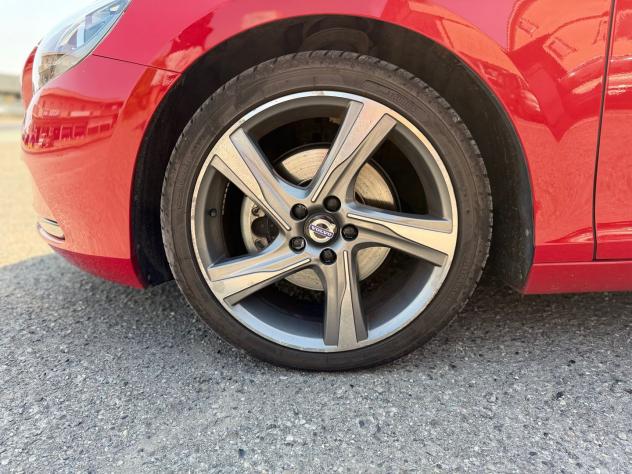 Volvo V40 Momentum 2.0 D2 #12041 - Foto 10