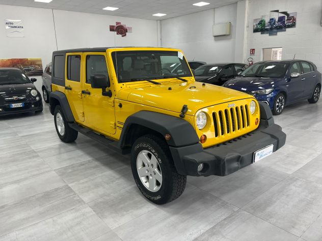 Jeep Wrangler Unlimited 2.8 crd Sport auto dpf - Foto 3