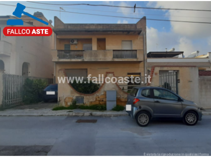 Tribunale di Marsala - RG 164/2024 Casa con magazzino in asta