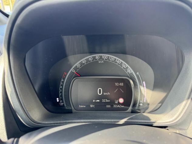 Toyota Aygo X Aygo X 1.0 Limited Air 72cv - Foto 10