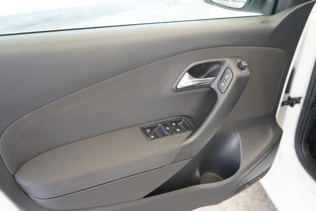 Volkswagen Polo 1.6 TDI 90CV Comfortline - Foto 10