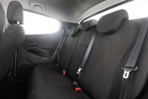 LANCIA Ypsilon Ypsilon 1.2 69 CV 5 porte GPL Ecochic Gold rif. 23679631 - Foto 3