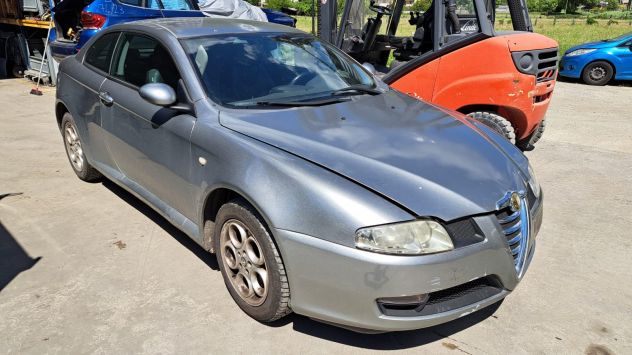 Ricambi vari Alfa Romeo GT 1.9JTD del 2006 - Foto 2