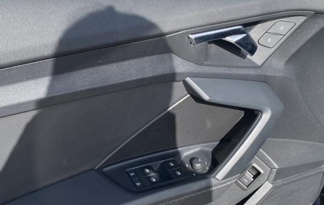 Audi A3 SPB S Line interno ed esterno 2.0 TDI 150CV S-Tronic 35 - Foto 9