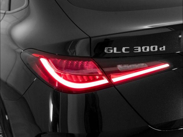 Mercedes-Benz GLC GLC 300 d 4MATIC Coupé AMG Line PREMIUM - Foto 9