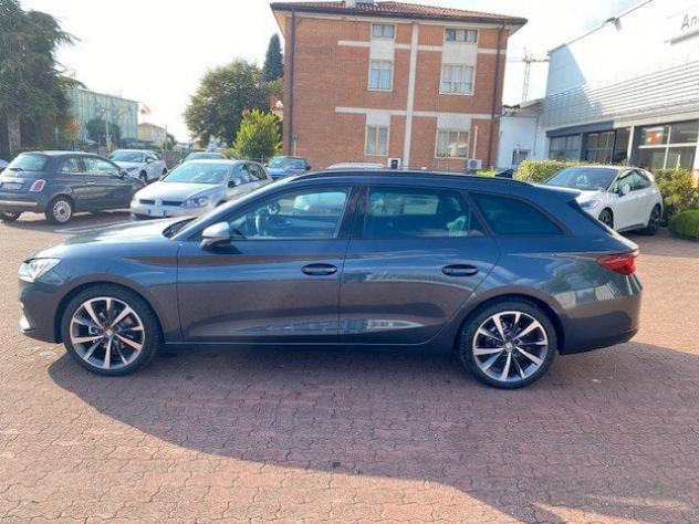 SEAT Leon Leon Sportstourer 1.5 hybrid 116 CV DSG FR - Foto 3