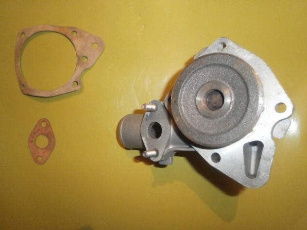 Pompa acqua Fiat x1/9 prima serie NUOVA - Foto 3