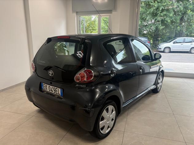 Toyota Aygo 1.0 12V VVT-i 5 porte Deep Ocean Connect - Foto 6