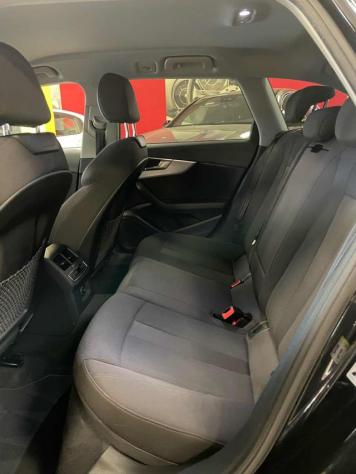 AUDI A4 Avant 2.0 TDI 150 CV Design*LED/NAVI/PDC* rif. 24162123 - Foto 8