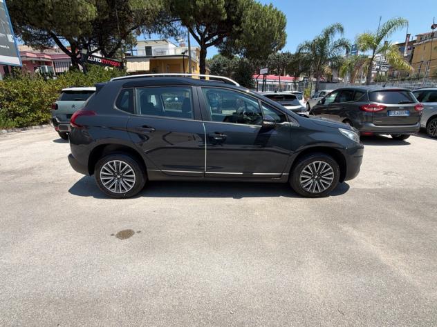 Peugeot 208 Allure BlueHDi 100cv - Foto 7
