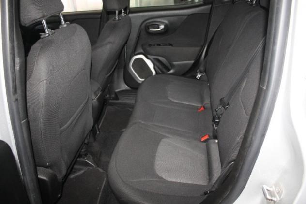 Jeep Renegade 1.6 Mjt 120 CV Longitude - Foto 8