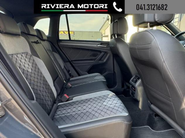 VOLKSWAGEN Tiguan 2.0 TDI 150 CV SCR DSG R-Line rif. 23825291 - Foto 9